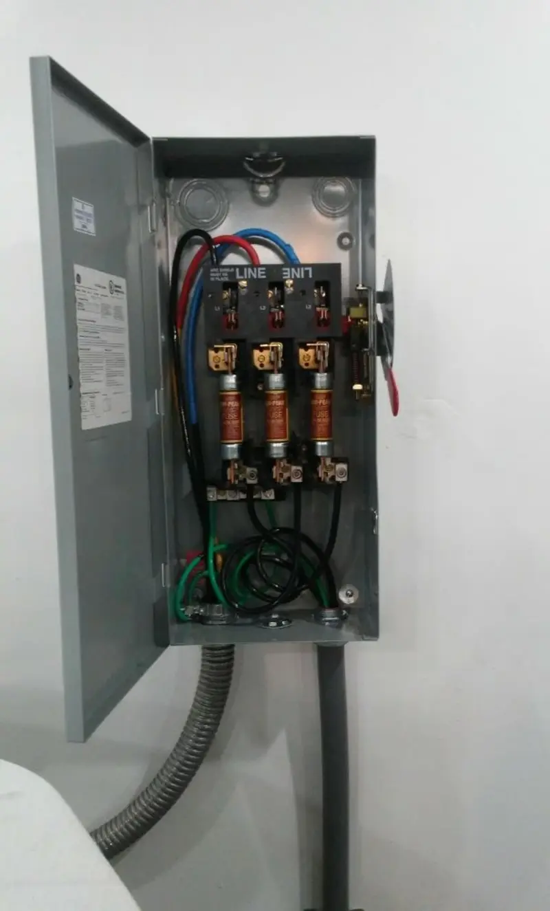 Three-phase disconnect switch installed for Electrical Wiring & Rewiring in Watkinsville